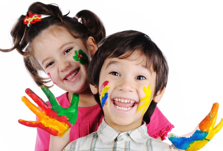 【育兒資訊】經(jīng)?！翱謬槨焙⒆拥母改?，會(huì)收獲一個(gè)怎樣的孩子？