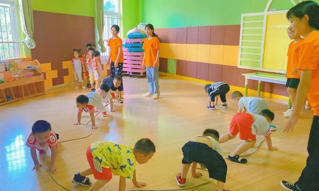 【真愛父母課堂】“愛與規(guī)矩”