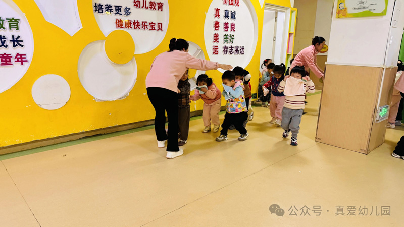 【安全指南】以“練”筑防，防患未“燃”——菏澤魯西新區(qū)真愛(ài)幼兒園消防疏散演練