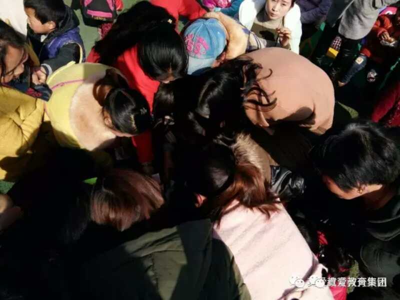 1488620567629307.jpg 776980098339834307.jpg